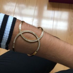 Gold cuff (djula)